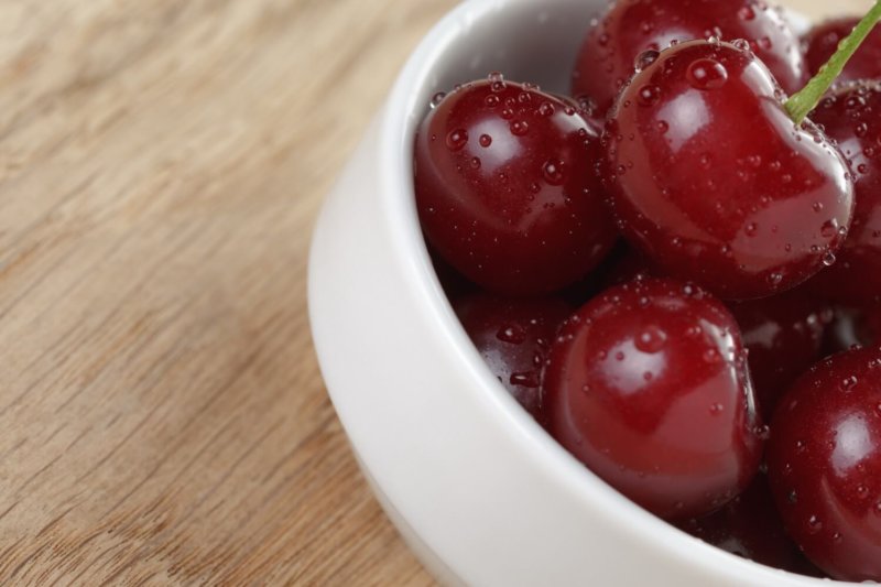 How Sweet Cherries Help with Arthritis Pain Stemilt