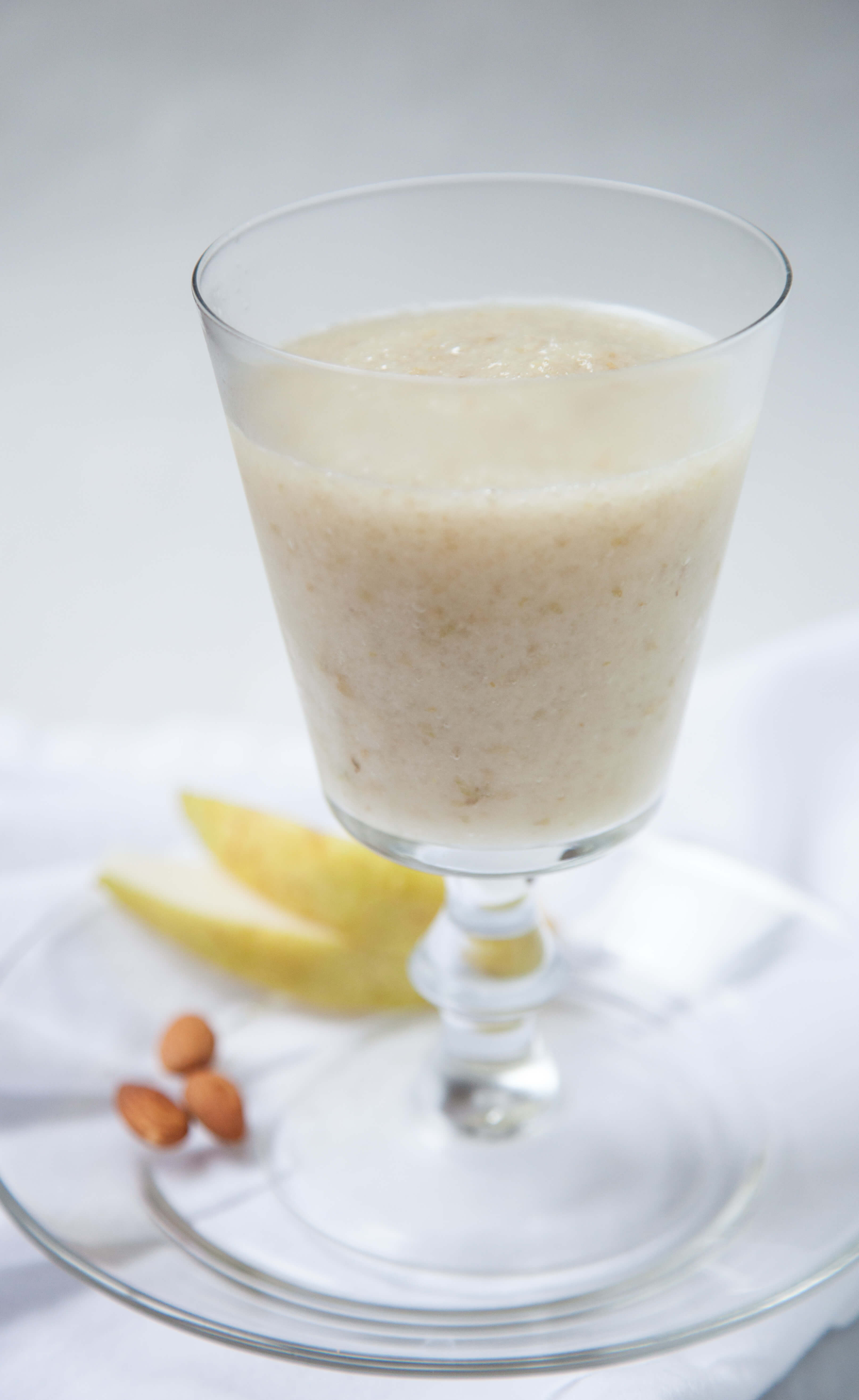 Pear And Almond Milk Smoothie