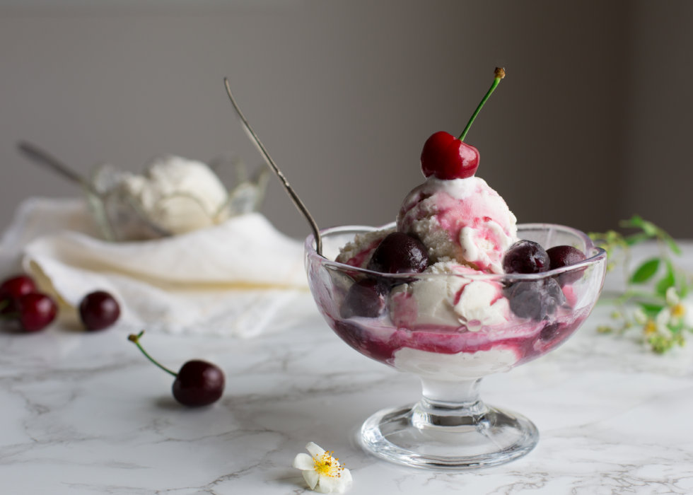 Cherries Jubilee Dessert Stemilt