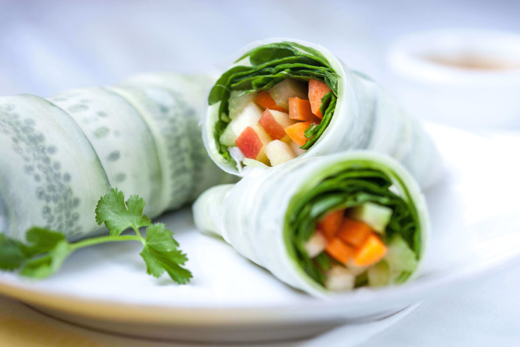 1032 1032 Pinata Salad Rolls