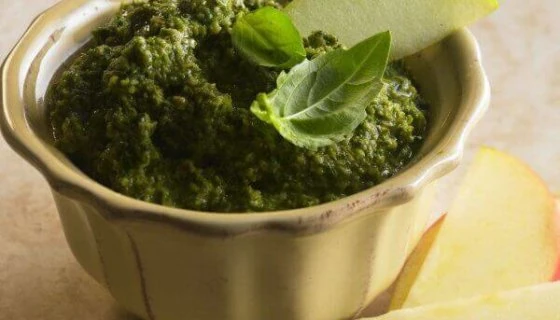 Apple Pesto
