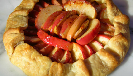 Two-Minute Apple Tart