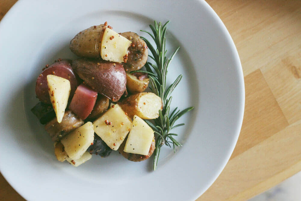 1185 2 1185 stemilt roasted apples potatoes sausage maple mustard glaze 3