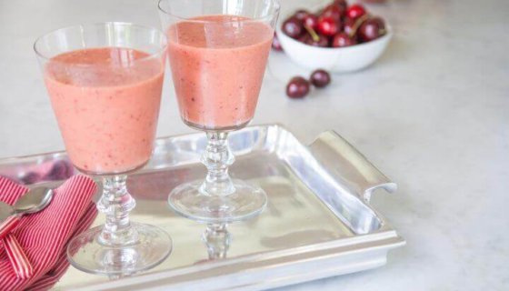 Dairy-Free Cherry and Apple Smoothie