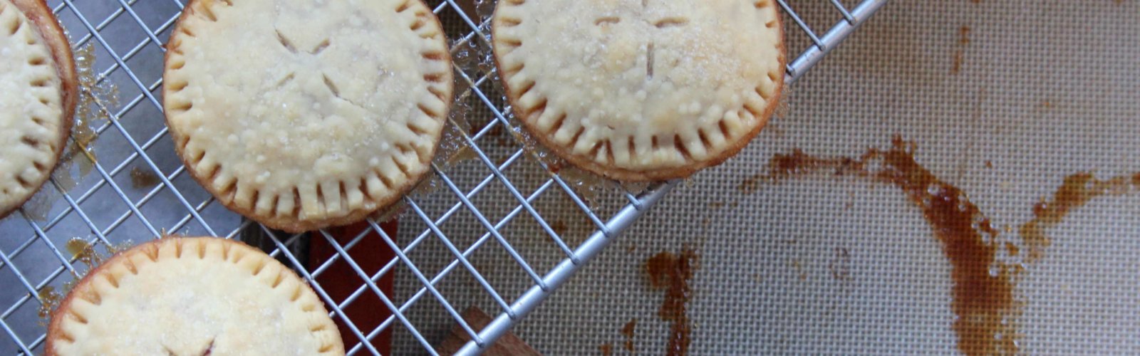 2670 2 9 19 Simple Apple Pie Cookies by Coryanne Ettiene