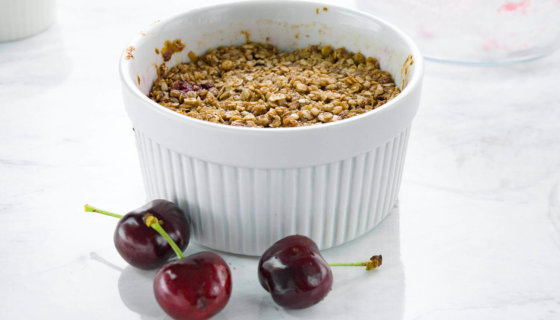 Easy Cherry Crisp