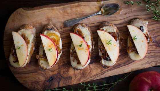 Apple Bruschetta