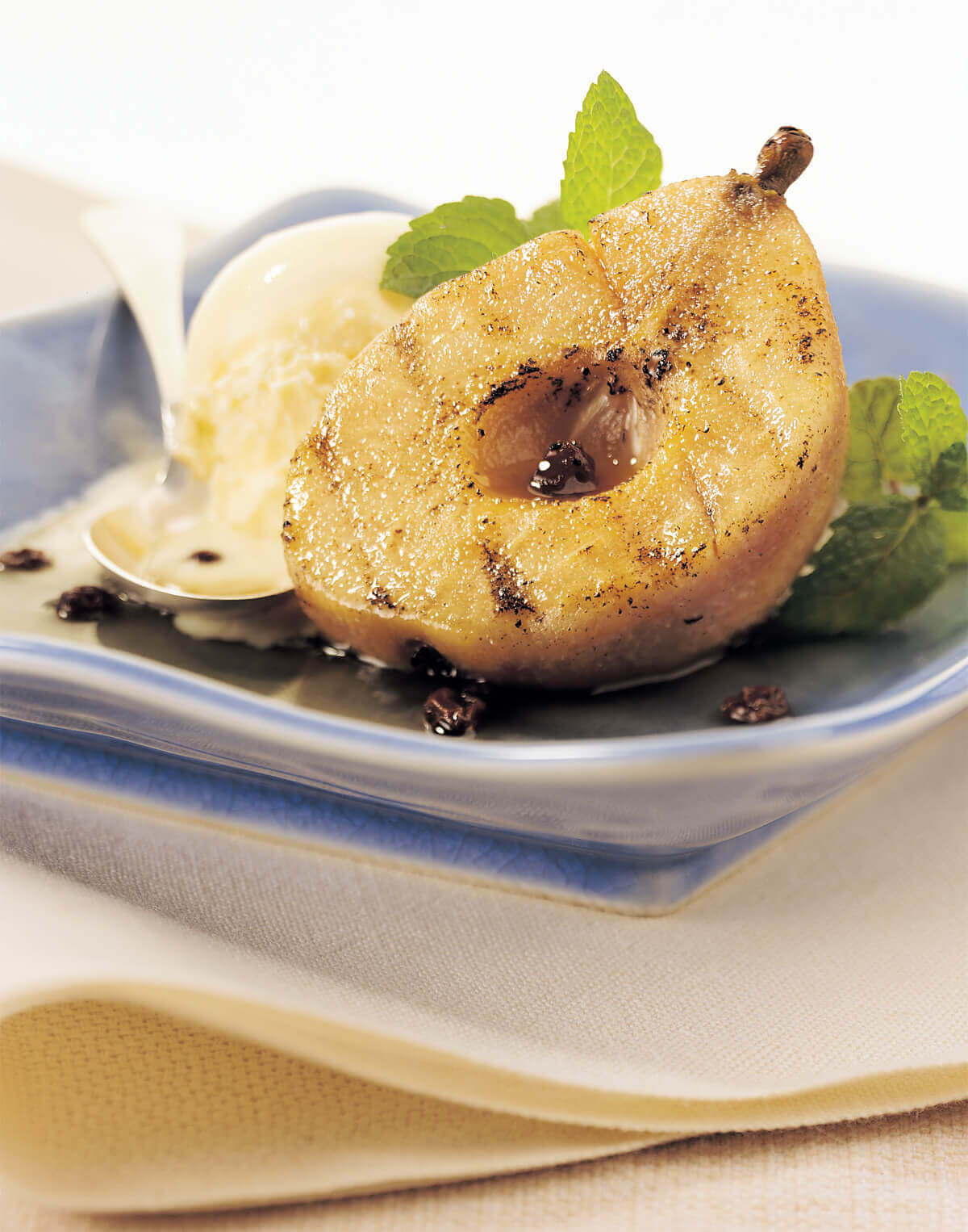 Grilled Pears with Currants