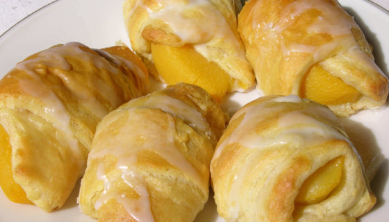 Peach Turnovers with Crescent Rolls