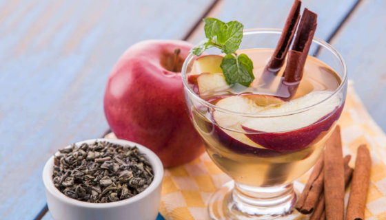 Apple and Cinnamon Infused Water