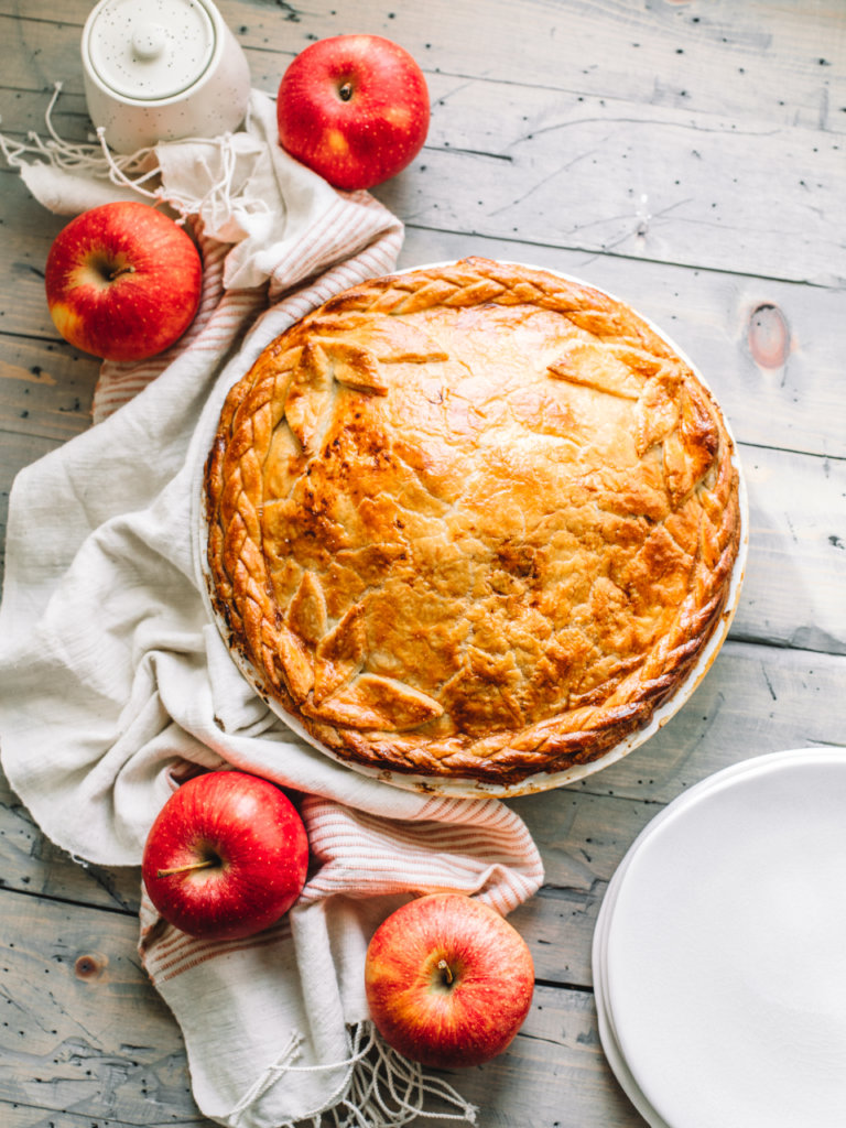 Pinata Apple Pie 1