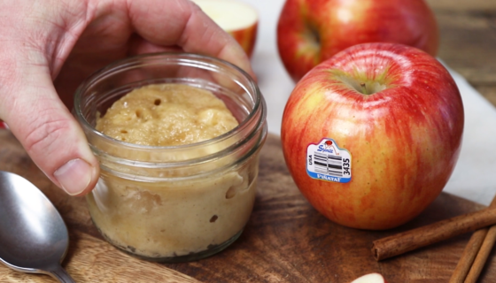 Apple Snack Bar in a Jar