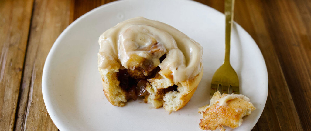 apple cinnamon rolls