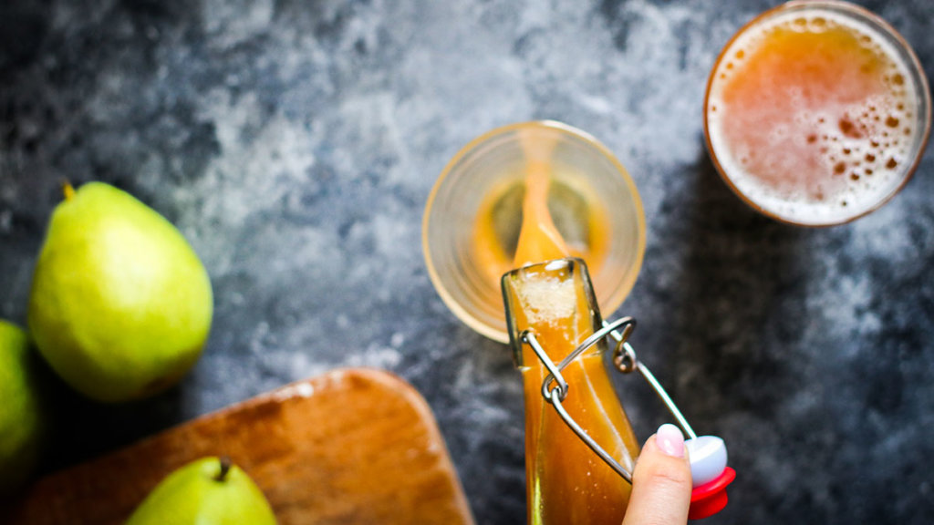 chai pear kombucha