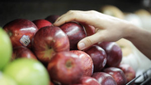 6 tips selecting apples header stemilt