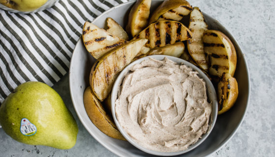 Pear Fries with Cinnamon Dip