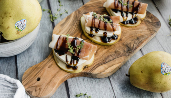 Pear & Prosciutto Bites Recipe