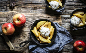 pan fried apples with vanilla 600×373