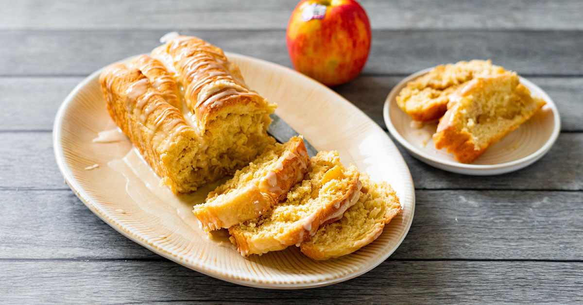 Best Ever Apple Bread