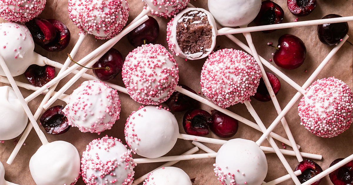 No Bake Cherry Cake Pops