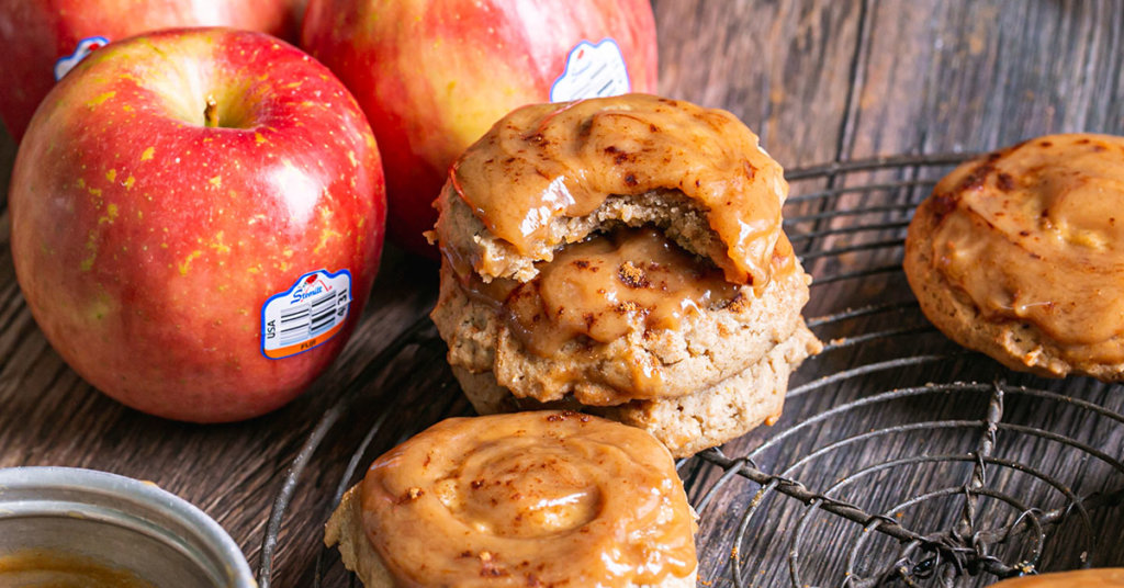 Caramel apple cider cookies