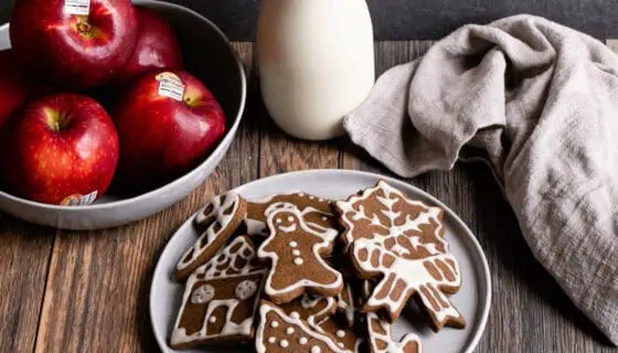 Gingerbread Apple Cookies