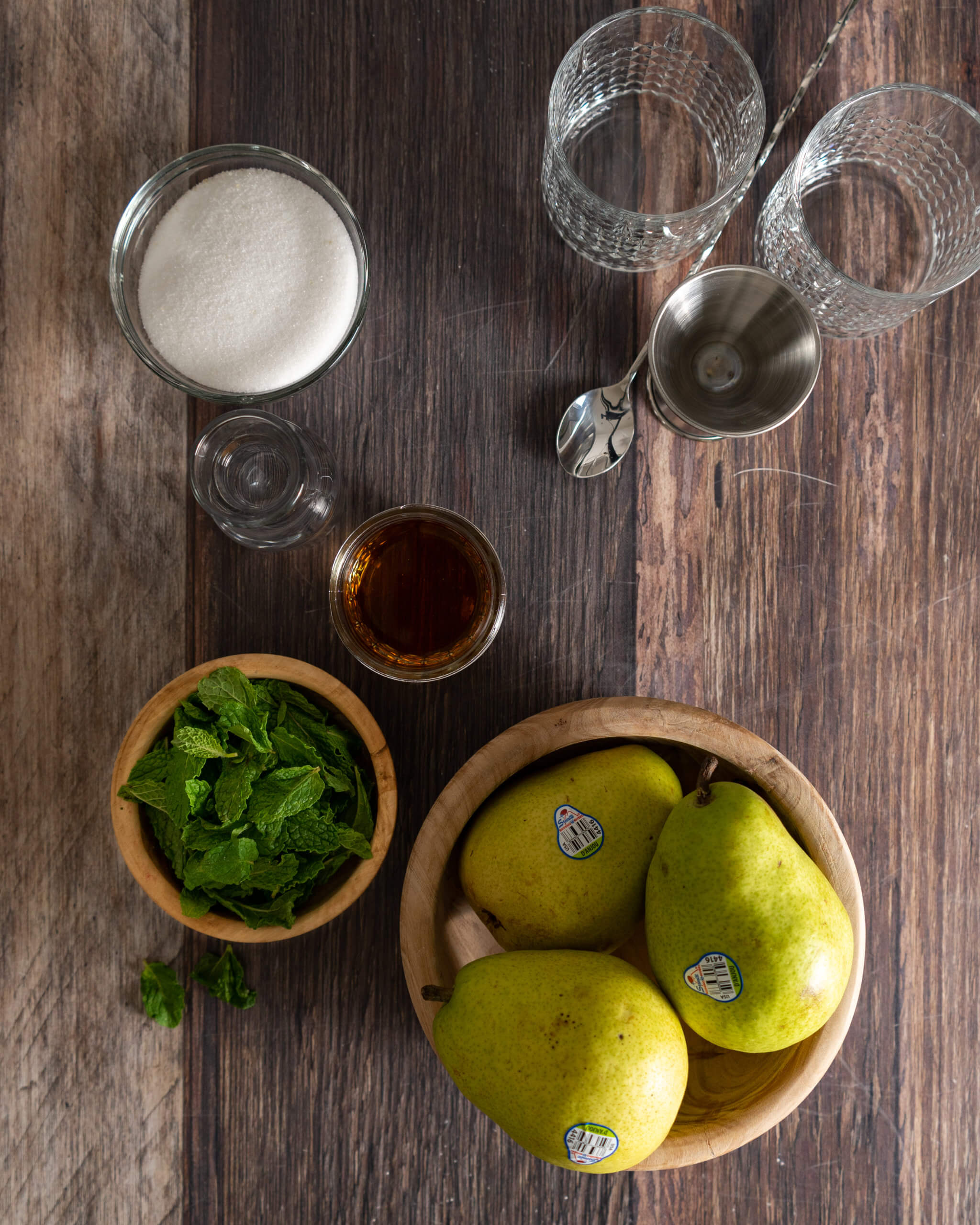Ingredients for Pear Mint Julep