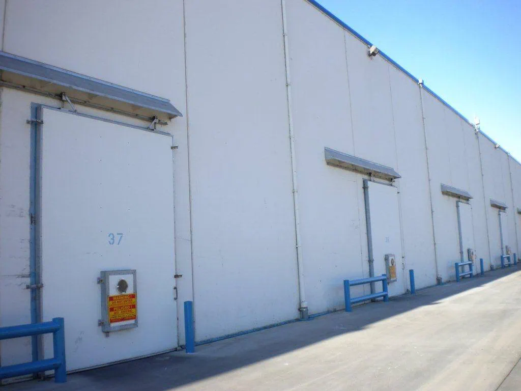 1379 Controlled Atmosphere Storage Rooms