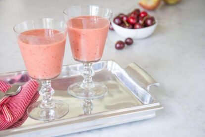 2008 2 Stemilt 2016 Cherry Apple Yogurt Smoothie1 June Stem Post Hopcus 720&times;480