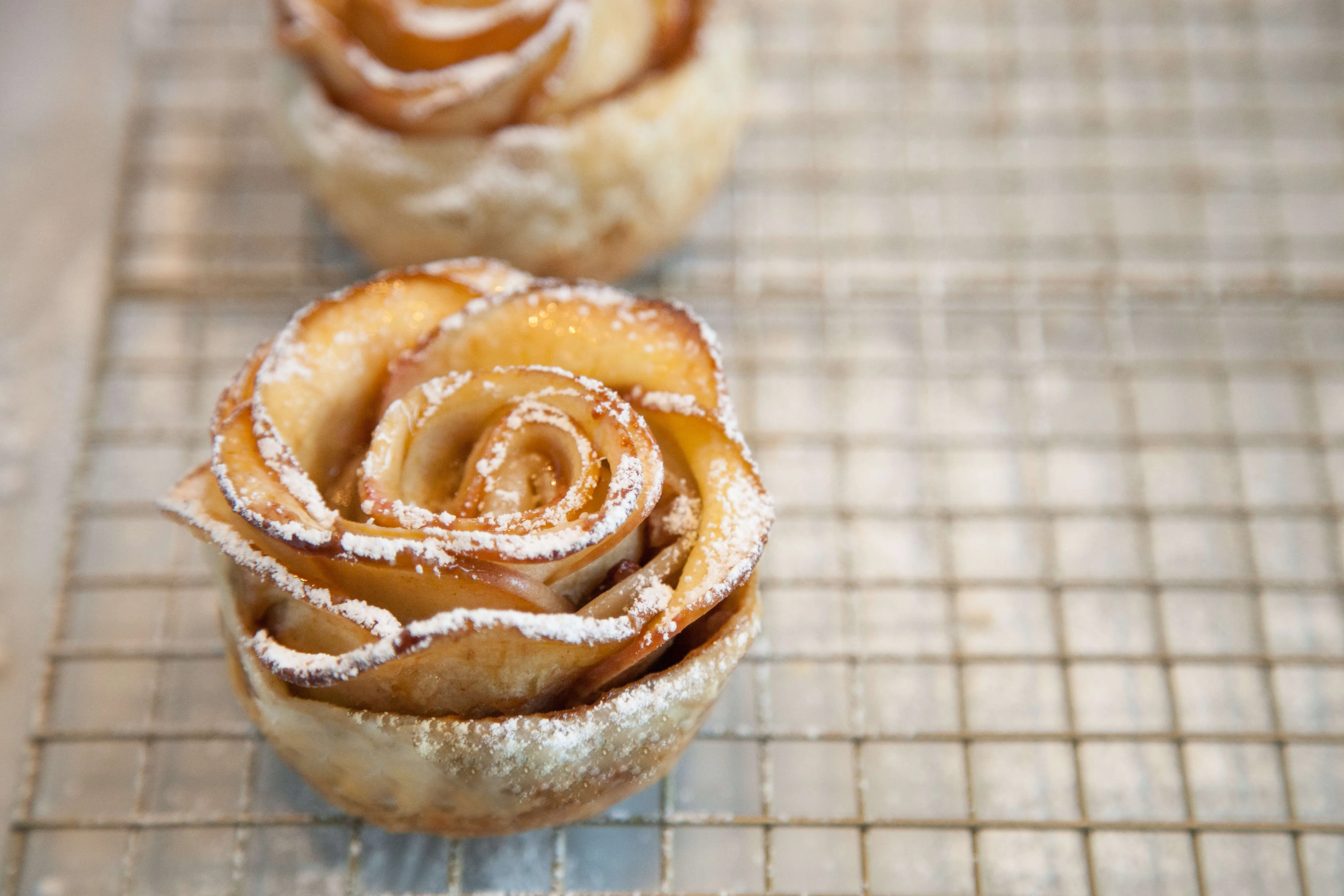 apple rosettes